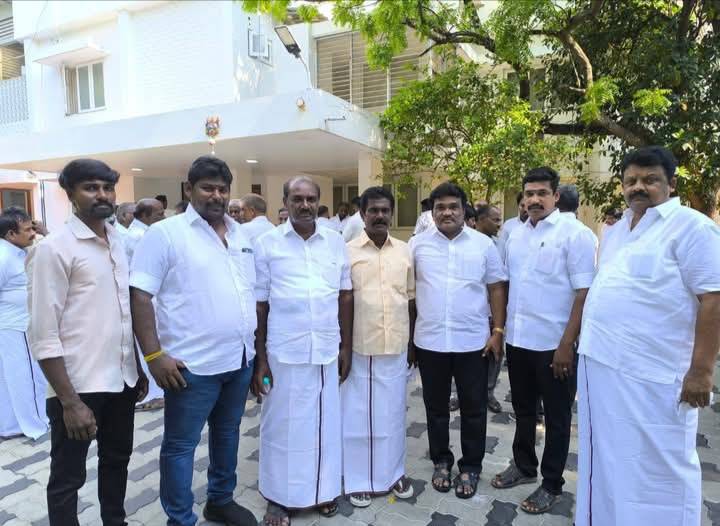மீன்வளம் மீனவர் நலன் மற்றும் கால்நடை பராமரிப்புத் துறை சம்பந்தமான திட்டங்கள் - தெற்கு மாவட்ட நிர்வாகிகள் அமைச்சரை சந்தித்து வாழ்த்து!!