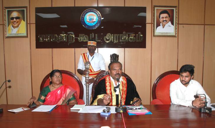 அதிமுக ஆட்சியல் செய்த தவறுகளையெல்லாம் சரி செய்து வருகிறோம் வளர்ச்சிப் பணிகள் முழுமையாக நடைபெறுகிறது மேயர் ஜெகன்பெரியசாமி தகவல்!!