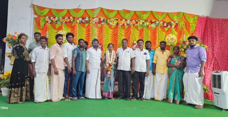 ஓட்டப்பிடாரம் ஊராட்சி ஒன்றியம் முப்பிலிவெட்டியில் பூப்புனித நீராட்டு விழா - முன்னாள் யூனியன் சேர்மன் ரமேஷ் வாழ்த்து!! 