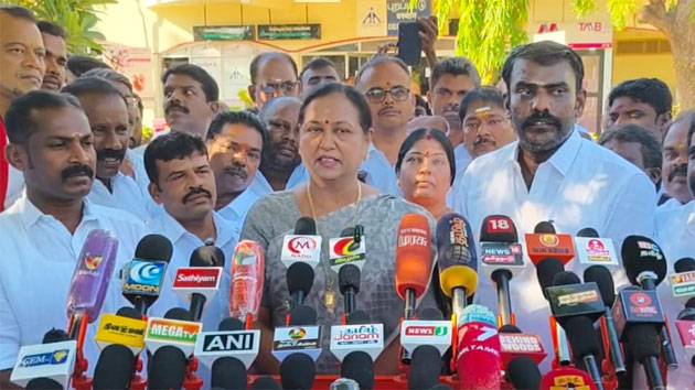 மாதம்தோறும் 1000 ரூபாய் திட்டம் பெண்களை மூளைச்சலவை செய்து வாக்குகளை பெற்று இருக்கிறது திமுக - தேமுதிக பொதுச் செயலாளர் பிரேமலதா விஜயகாந்த் குற்றச்சாட்டு!!