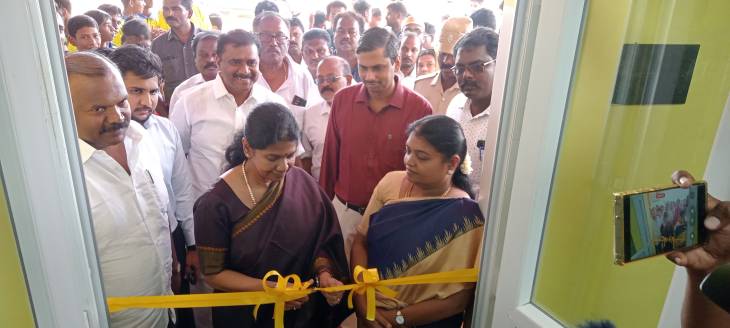 தூத்துக்குடி மாவட்ட விளையாட்டு அரங்கில் (தருவை மைதானம்) 50 லட்சம் மதிப்பீட்டில் குளிர்சாதன வசதிகளுடன் கூடிய நவீன உடற்பயிற்சி கூடம் - கனிமொழி எம்.பி., திறந்து வைத்தார்!!
