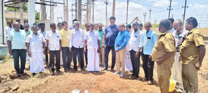 ஒட்டப்பிடாரம் சட்டமன்ற தொகுதி ஓசநூத்து, குலசேகரநல்லூர், ஆரைக்குளம், சங்கரராஜபுரம் மற்றும் அதை சுற்றியுள்ள கிராமங்களில் ரூ. 280 கோடி மதிப்பில் புதிய மின் தடம் அமைக்கும் பணியினை எம்.எல்.ஏ. சண்முகையா தொடங்கி வைத்தார்!!