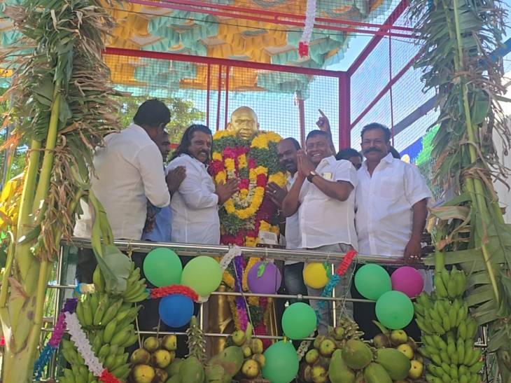 தூத்துக்குடி சேர்வைக்காரன்மடம் கிராமத்தில் நிறுவனர் எஸ்.பி. மாரியப்பன் தலைமையில் கர்ம வீரர் காமராஜர் பிறந்தநாளை வெகு விமர்சையாக கொண்டாடியது பெருந்தலைவர் மக்கள் நலச்சங்கம் அமைப்பு!!