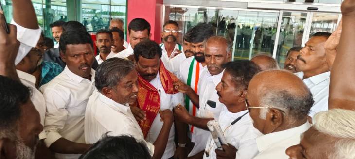 தமிழ்நாடு காங்கிரஸ் கமிட்டி மாநில தலைவர் செல்வப்பெருந்தகை தூத்துக்குடி வருகை - ஐஎன்டியுசி பெருமாள்சாமி ஏற்பாட்டில் ஒர்க்கர்ஸ் கமிட்டி தலைவர் ஜெயக்கொடி தலைமையில் உற்சாக வரவேற்பு!!