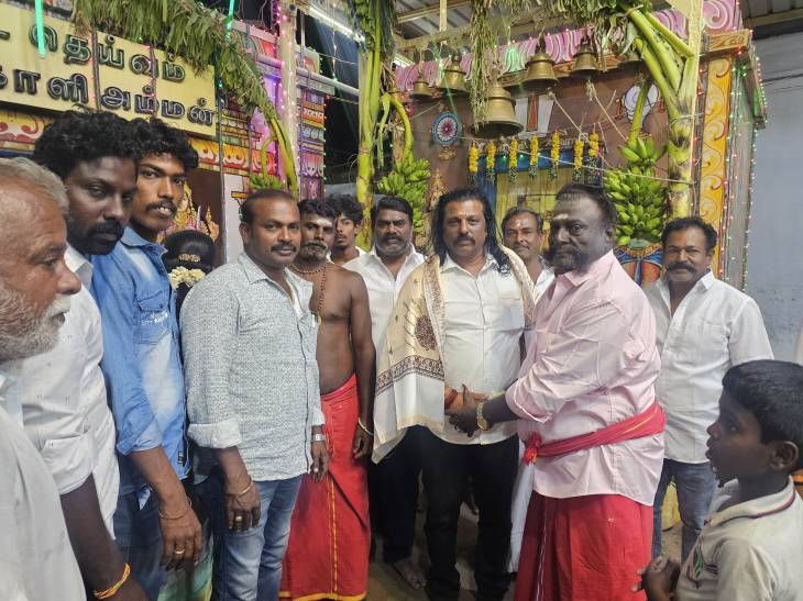 தூத்துக்குடி சின்ன கண்ணுபுரம் ஸ்ரீ பத்திரகாளி அம்மன் கோவில் கொடை  விழா - பெருந்தலைவர் மக்கள் நலச்சங்கம் நிறுவனத் தலைவர் எஸ்.பி. மாரியப்பன் சிறப்பு அழைப்பாளராக பங்கேற்பு!!