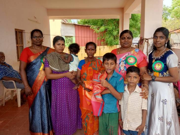 முட்புதரில் அனாதையாக கிடந்த பச்சிளம் குழந்தையை மீட்டு போலீசாரிடம் ஒப்படைத்த மாணிக்கவாசகர் நகர் பகுதி மக்களுக்கு பாராட்டு!!