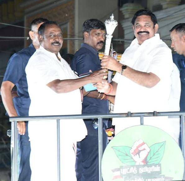 அதிமுகவை விமா்சிப்பதற்கு எந்த நடிகருக்கும் தகுதி கிடையாது செங்கல்பட்டு கூட்டத்தில் எதிா்கட்சி தலைவர் எடப்பாடி பழனிச்சாமி கடும் தாக்கு!! 