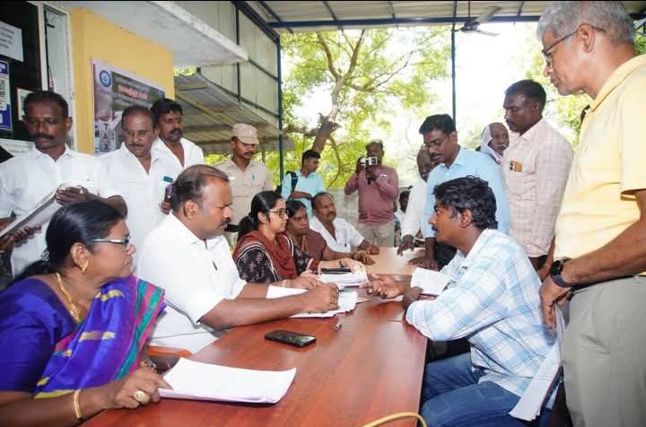 தூத்துக்குடி மாநகராட்சி மேற்கு மண்டலத்தில் பொதுமக்கள் குறைதீர்க்கும் முகாம் - மேயர் ஜெகன் பெரியசாமி தலைமையில் நடைபெற்றது!!