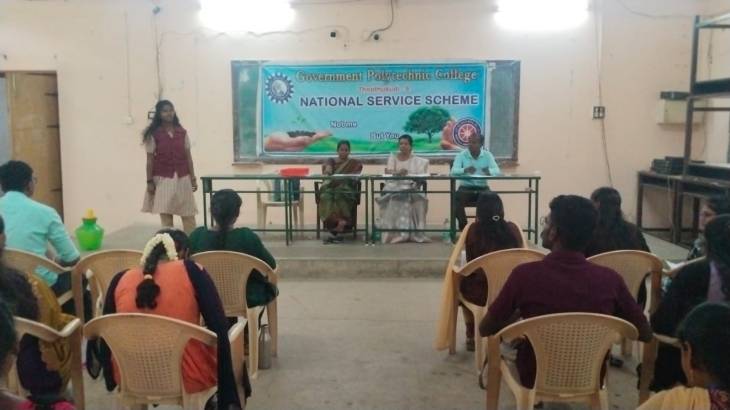 தூத்துக்குடியில் தமிழ் வளர்ச்சித் துறையின் சார்பில் 2025 - 2026 ம் நிதி ஆண்டில் பேரறிஞர் அண்ணா பிறந்தநாளையொட்டி பள்ளி மற்றும் கல்லூரி மாணவர்களுக்கான பேச்சு போட்டி நடைபெற்றது!!
