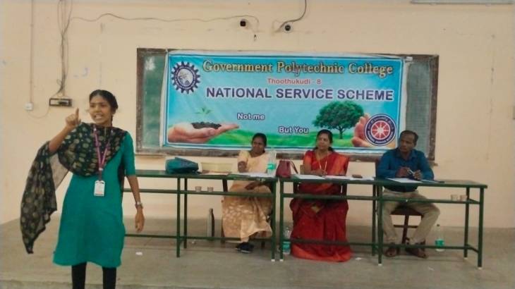 தந்தை பெரியார் பிறந்த நாளையொட்டி பள்ளி மற்றும் கல்லூரி மாணவர்களுக்கான பேச்சு போட்டி தமிழ் வளர்ச்சித் துறையின் சார்பில் தூத்துக்குடி அரசு பாலிடெக்னிக் கல்லூரியில் வைத்து நடைபெற்றது!!
