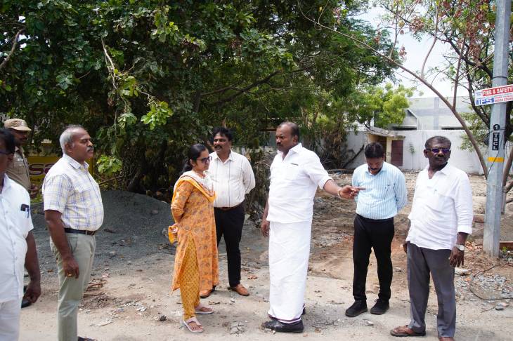 முதல்வர் படைப்பகத்திற்கான பணிகளை மேயர் ஜெகன் பெரியசாமி ஆய்வு செய்தார்!!

