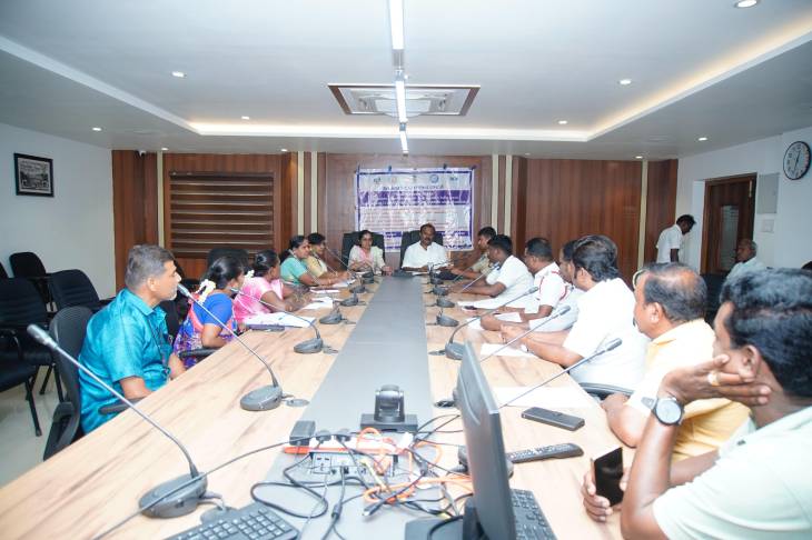 தூத்துக்குடியில் சாலை ஓர வியாபாரிகள் தொடர்பான கலந்தாய்வு கூட்டம்!!
