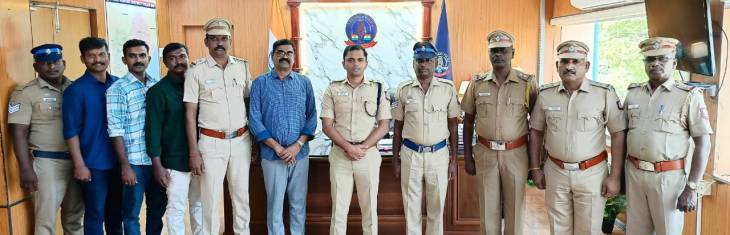 “சிறந்த சேவைக்கு சிறப்பான பாராட்டு” — குலசேகரன்பட்டினம் தசரா விழாவில் காவல்துறையினருக்கு காவல் கண்காணிப்பாளர் ஆல்பர்ட் ஜான் பாராட்டு!
