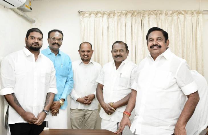 அதிமுக வளர்ச்சி பணிகளில் முனைப்பாக செயல்பட்ட சி.த.செல்லப்பாண்டியனை பாராட்டிய எடப்பாடி பழனிச்சாமி!!
