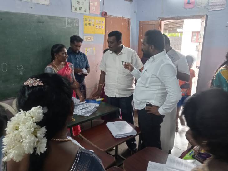 கே.கே.ஆர். ஜெயக்கொடி நேரில் ஆய்வு – கோரம்பள்ளம் SIR சிறப்பு வாக்காளர் திருத்த முகாம் சிறப்பாக நடைபெற்றது!!
