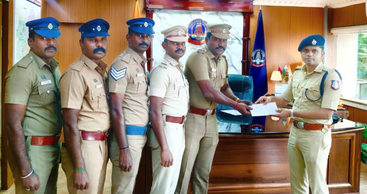 “தனித்துவமான துரித வேட்டையில் தலைமறைவு எதிரிகளை பிடித்த காவலர்களுக்கு கண்காணிப்பாளர் வாழ்த்து & வெகுமதி!” 
