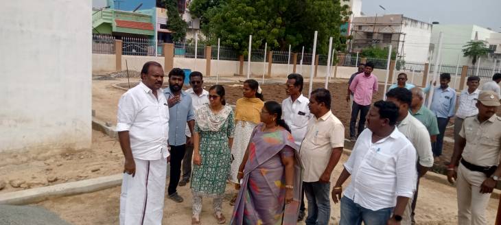 பெண்கள் நலன் கருதி உருவாகும் பிங்க் பார்க்: மேயர் ஜெகன் பெரியசாமி நேரில் ஆய்வு!!

