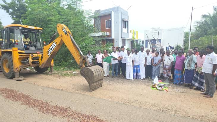 சாலை மேம்பாட்டு பணிகள் துவக்கம் – ஒட்டப்பிடாரம் தொகுதியில் புதிய வளர்ச்சி பாதை!!
