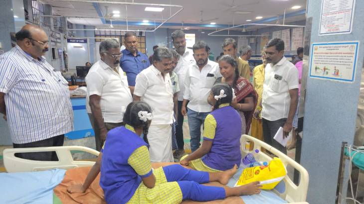 ஆட்டோ விபத்தில் காயமடைந்த பள்ளி குழந்தைகளை நேரில் சந்தித்து நலம் விசாரித்தார் – ஒட்டப்பிடாரம் சட்டமன்ற உறுப்பினர் எம்.சி. சண்முகையா!!