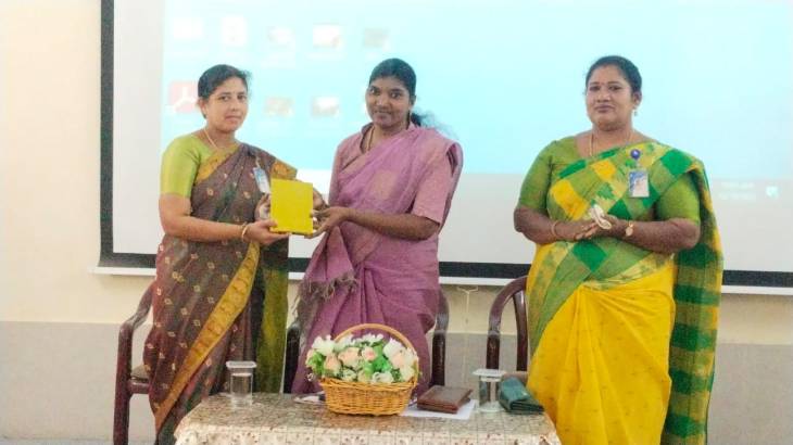 தூத்துக்குடி தூய மரியன்னை கல்லூரியில் “நிலையான நுகர்வு – நம் பொறுப்பும் நம் எதிர்காலமும்”
விழிப்புணர்வு நிகழ்ச்சி!!