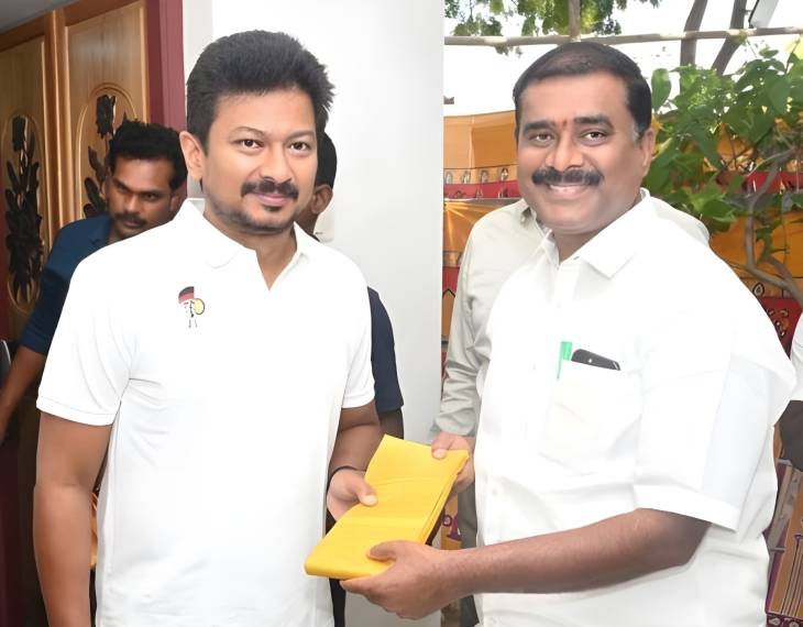 தூத்துக்குடி வந்த துணை முதல்வர் உதயநிதி ஸ்டாலினுக்கு எம்.எல்.ஏ மார்கண்டேயன் வரவேற்பு!!