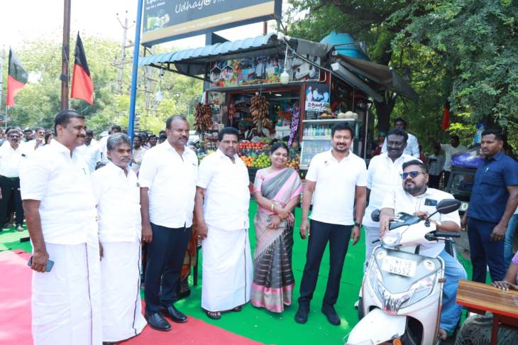 தூத்துக்குடியில் துணை முதல்வர் உதயநிதி ஸ்டாலின் கையால் நலத்திட்டங்கள் – ஜே.கே. ஜஸ்டின் முயற்சியில் ஏழை மக்களுக்கு தையல் இயந்திரம் வழங்கல்!!