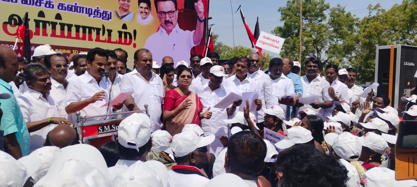 “யாரோ எழுதி கொடுத்ததை படித்துவிட்டு பேசாமல், 50 ஆண்டுகால வரலாற்றை முழுமையாக தெரிந்து கொண்டு பேச வேண்டும்” என தவெக அரசுக்கு மாவட்ட செயலாளர் கீதாஜீவன் கண்டனம்!!